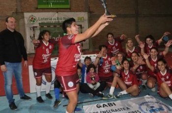 AEC A, LAS DUEÑAS DEL TÍTULO EN VIEDMA