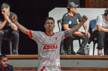 MIENTRAS ESPERA POR EL CAMPEONATO DE CAMPEONES, SIGUE EL FUTSAL EN COMODORO