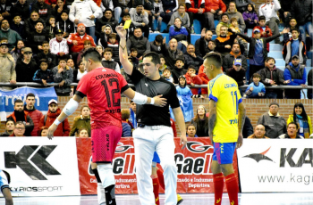 COMODORO CAPACITA A SUS ÁRBITROS