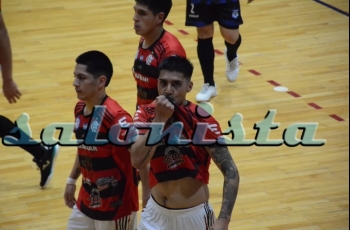 PETROLERO Y FLAMENGO FINALISTAS EN COMODORO