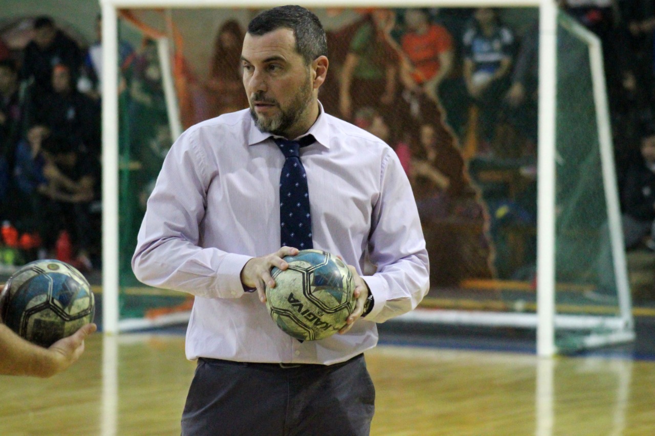 ARMANDO CORVALAN: “QUEREMOS CONOCER JUGADORES DE TODO EL PAÍS” - Archivo · Futsal Ushuaia - Futbol de Salón en Tierra del Fuego